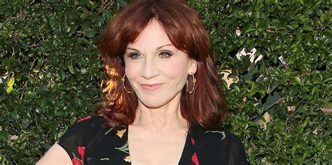 MARILU HENNER Nude